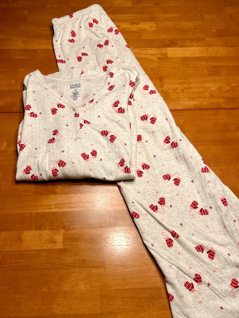 Croft & Barrow Women's Pajama Set Gray Red Mittens 3X NWT